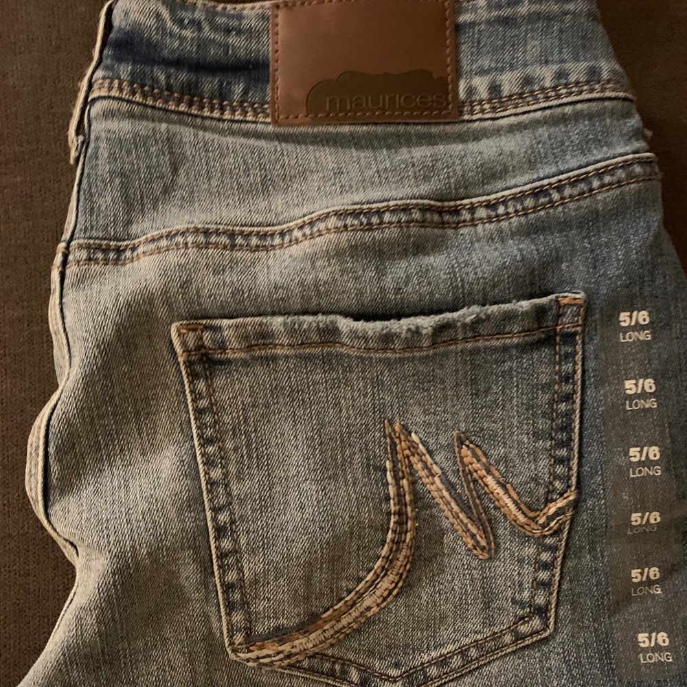 Maurice’s 5/6 long women’s jeans new with tags